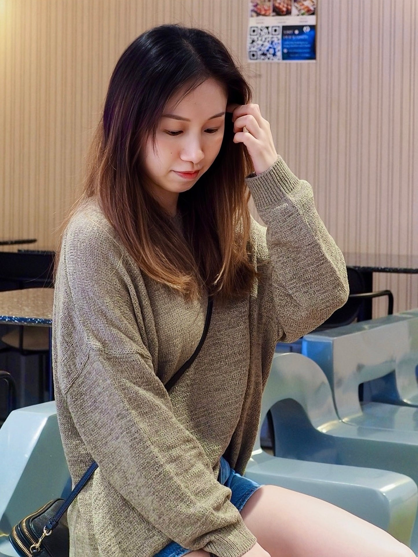 [超顯瘦!]寛鬆V領針織上衣