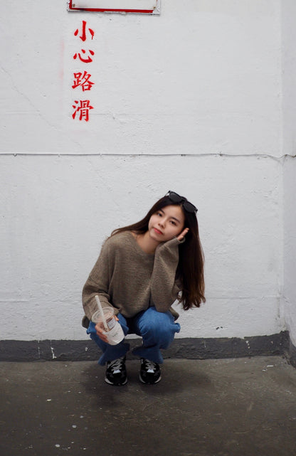 [超顯瘦!]寛鬆V領針織上衣