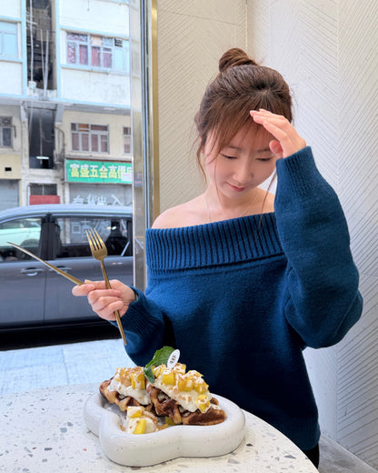 Jennie反領直坑紋一字膊