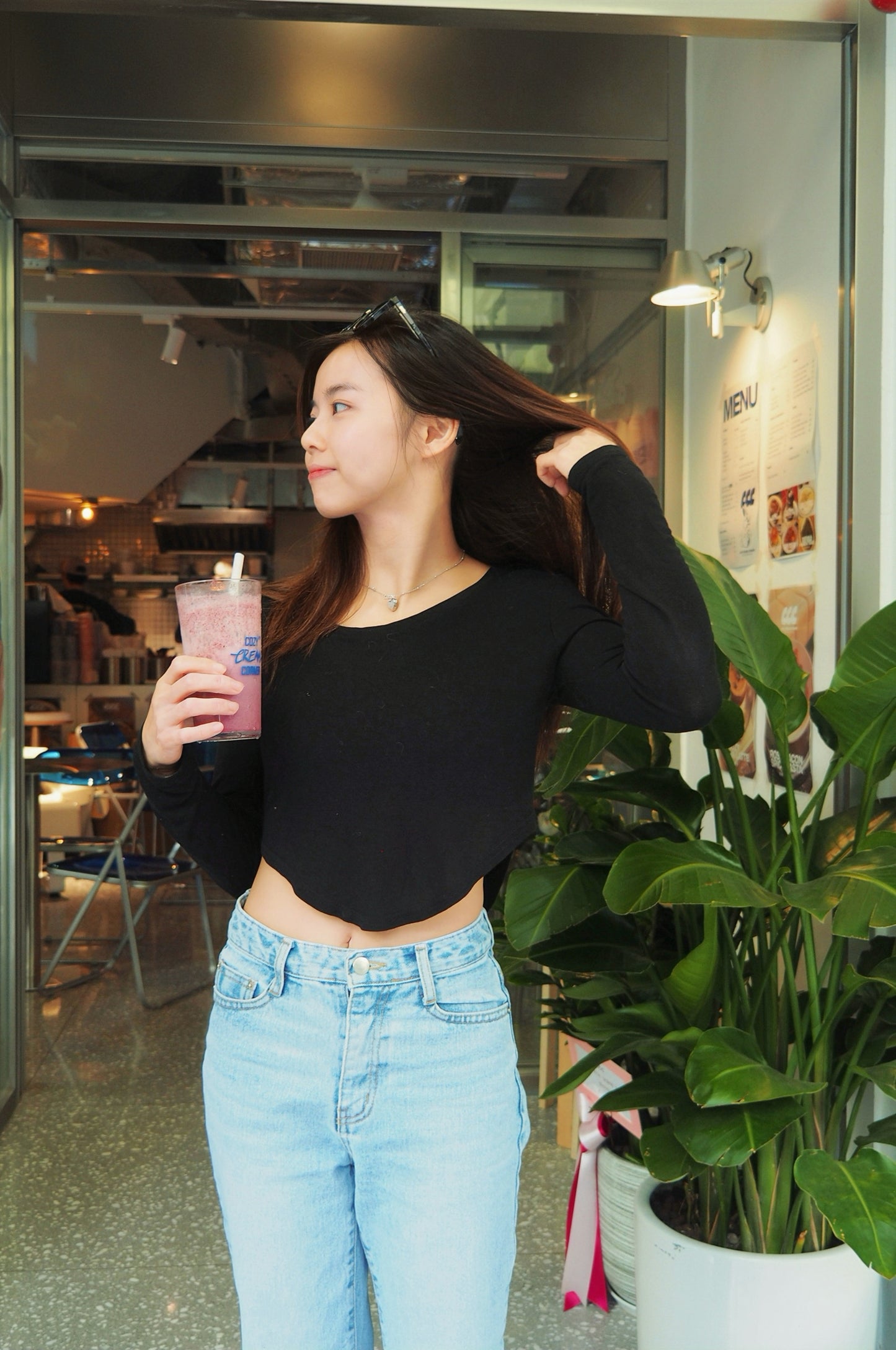 [百常百搭]Double U短身長袖T恤