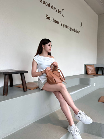 ［一件多穿］斜肩皺皺短䄂Top