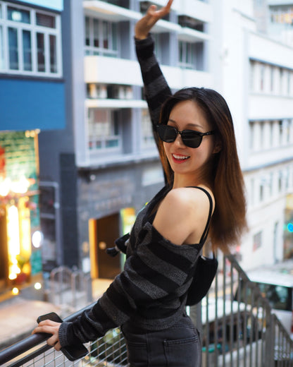 短身V領型格針織Top